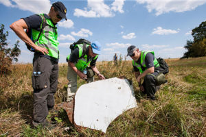 Investigation of the crash site of MH-17 1